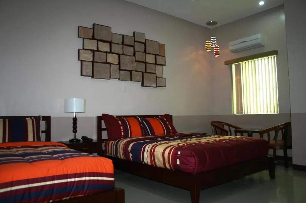 Princess Madison Hotel Angeles 0*,